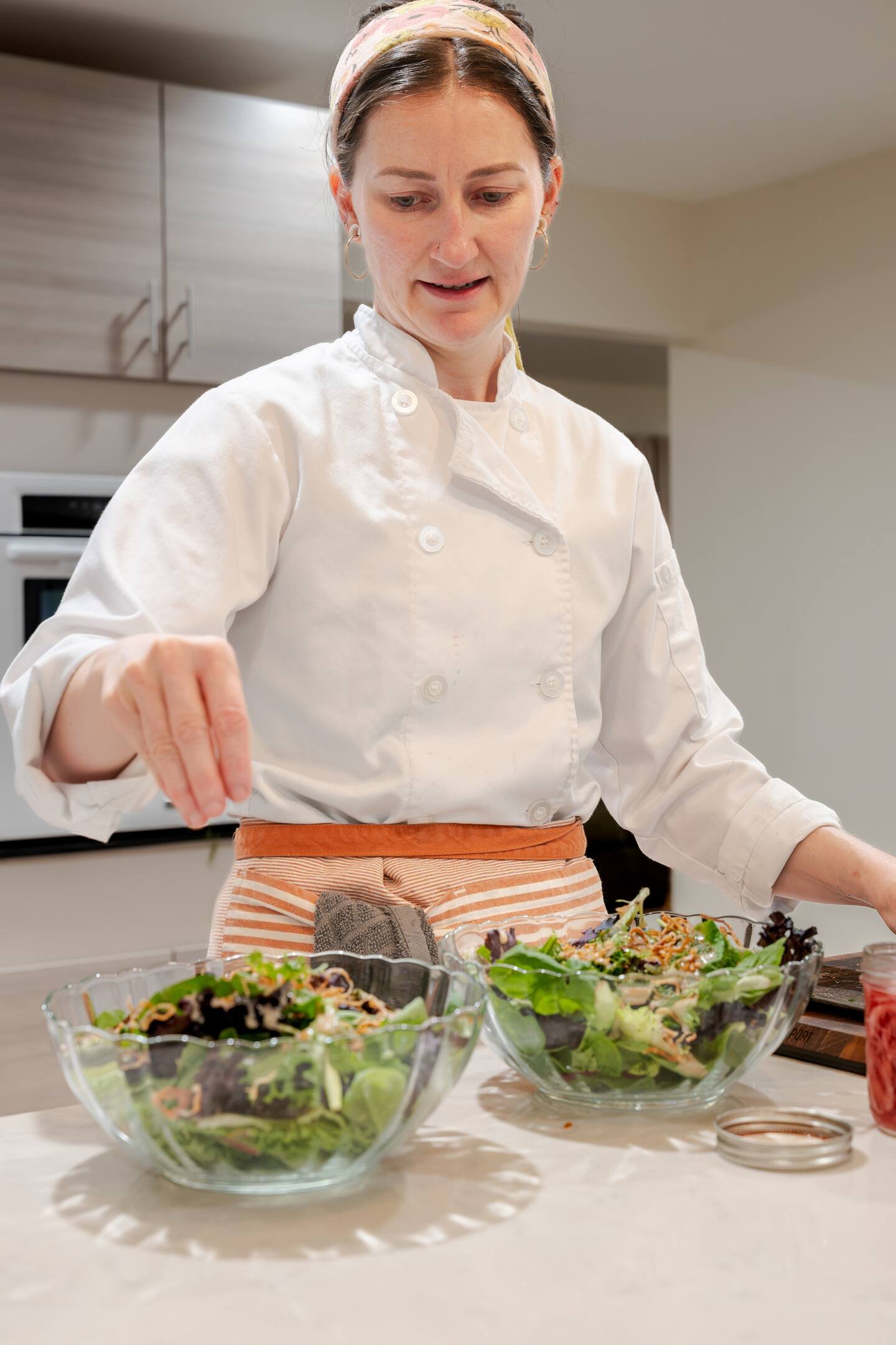 Garnishing Salad